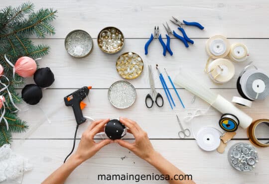 Decoración navideña con materiales reciclados