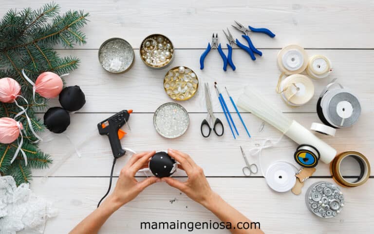 Decoración navideña con materiales reciclados